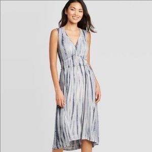 Knox Rose V-neck high-low midi dress.
